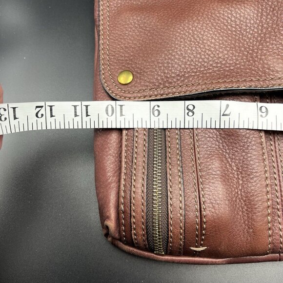 VTG Women’s FOSSIL Brown Leather Logo Messenger Cross Body Bag Purse 11"x11" - Picture 14 of 15